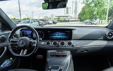 Mercedes-Benz E-Класс, 2021 год, 4 850 000 рублей, 10 фотография