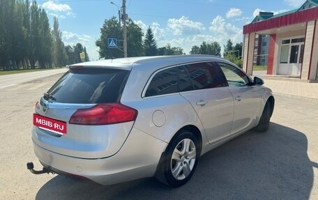 Opel Insignia II рестайлинг, 2011 год, 880 000 рублей, 3 фотография