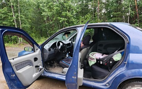 Renault Logan I, 2006 год, 380 000 рублей, 11 фотография