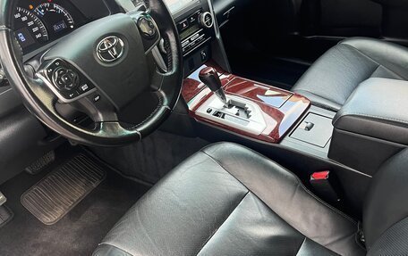 Toyota Camry, 2014 год, 1 730 000 рублей, 10 фотография