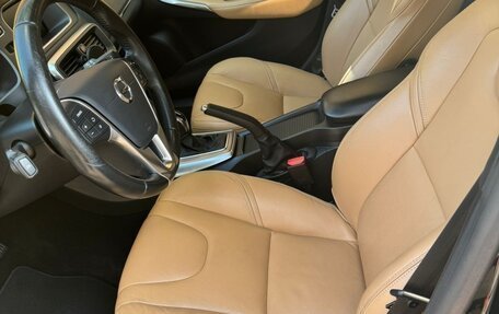 Volvo V40 Cross Country I, 2019 год, 1 877 000 рублей, 13 фотография