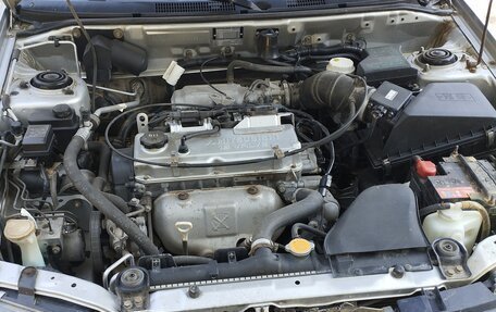 Mitsubishi Carisma I, 2002 год, 220 000 рублей, 3 фотография