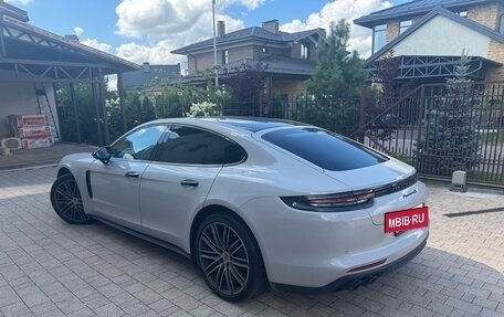 Porsche Panamera II рестайлинг, 2018 год, 8 000 000 рублей, 3 фотография