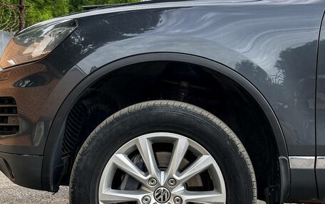 Volkswagen Touareg III, 2013 год, 2 635 000 рублей, 7 фотография