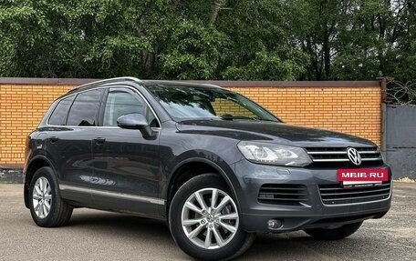 Volkswagen Touareg III, 2013 год, 2 635 000 рублей, 3 фотография