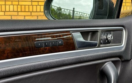Volkswagen Touareg III, 2013 год, 2 635 000 рублей, 13 фотография