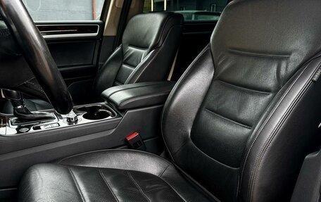 Volkswagen Touareg III, 2013 год, 2 635 000 рублей, 12 фотография