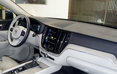 Volvo XC60 II, 2021 год, 4 300 000 рублей, 20 фотография