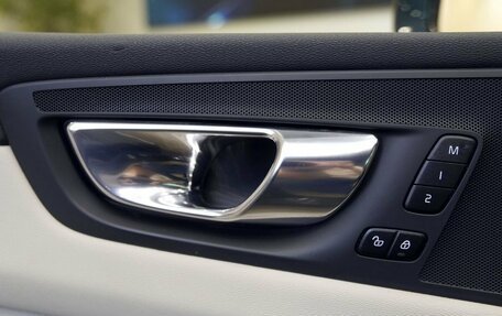 Volvo XC60 II, 2021 год, 4 300 000 рублей, 30 фотография