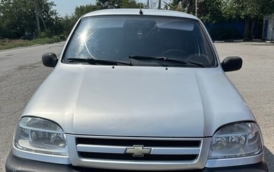 Chevrolet Niva I рестайлинг, 2004 год, 325 000 рублей, 1 фотография