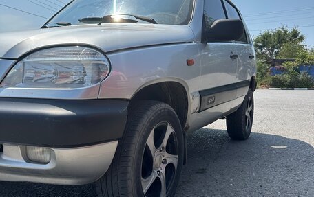 Chevrolet Niva I рестайлинг, 2004 год, 325 000 рублей, 3 фотография