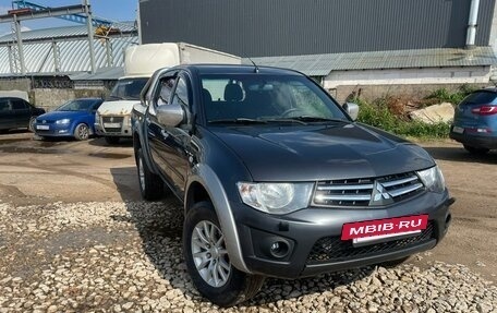 Mitsubishi L200 IV рестайлинг, 2012 год, 500 000 рублей, 3 фотография
