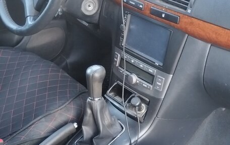 Toyota Avensis III рестайлинг, 2006 год, 750 000 рублей, 4 фотография