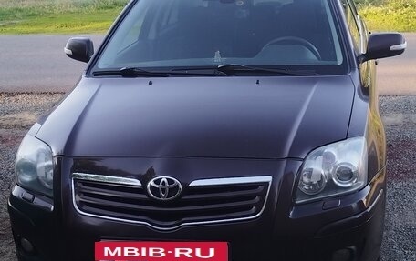 Toyota Avensis III рестайлинг, 2006 год, 750 000 рублей, 6 фотография