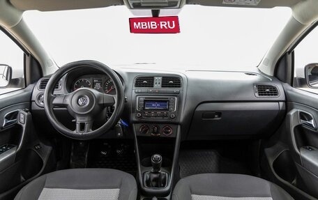 Volkswagen Polo VI (EU Market), 2014 год, 758 000 рублей, 13 фотография