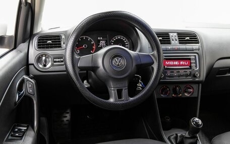 Volkswagen Polo VI (EU Market), 2014 год, 758 000 рублей, 14 фотография
