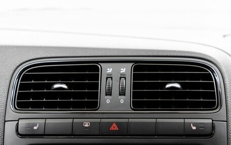Volkswagen Polo VI (EU Market), 2014 год, 758 000 рублей, 17 фотография