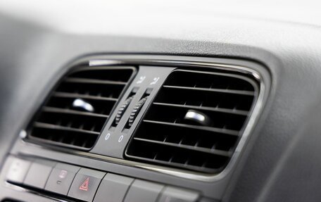 Volkswagen Polo VI (EU Market), 2014 год, 758 000 рублей, 25 фотография