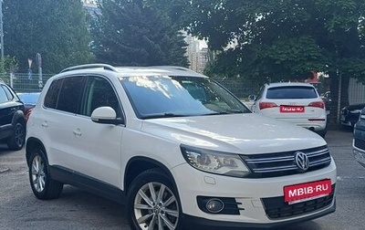 Volkswagen Tiguan I, 2013 год, 949 000 рублей, 1 фотография