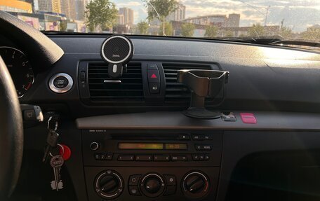 BMW 1 серия, 2008 год, 840 000 рублей, 12 фотография