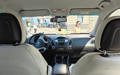 Hyundai ix35 I рестайлинг, 2013 год, 1 290 000 рублей, 2 фотография