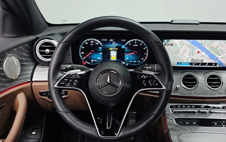 Mercedes-Benz E-Класс, 2022 год, 3 987 000 рублей, 8 фотография
