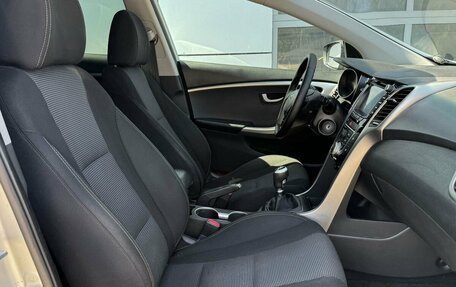 Hyundai i30 II рестайлинг, 2012 год, 808 000 рублей, 14 фотография
