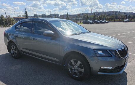 Skoda Octavia, 2018 год, 1 500 000 рублей, 8 фотография