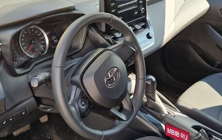 Toyota Corolla, 2021 год, 1 890 000 рублей, 5 фотография