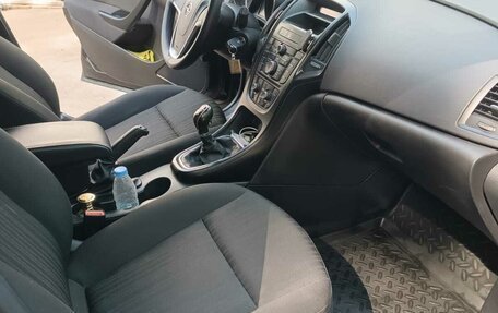 Opel Astra J, 2012 год, 550 000 рублей, 6 фотография
