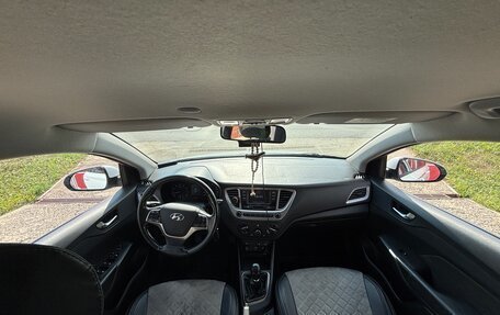 Hyundai Solaris II рестайлинг, 2019 год, 1 250 000 рублей, 12 фотография