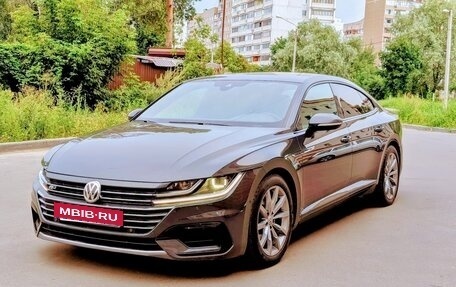 Volkswagen Arteon I, 2019 год, 3 100 000 рублей, 2 фотография