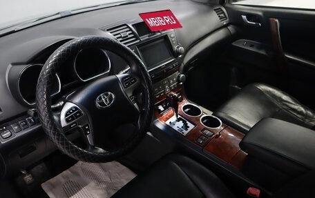 Toyota Highlander III, 2012 год, 20 129 000 рублей, 10 фотография