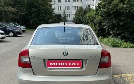 Skoda Octavia, 2011 год, 900 000 рублей, 2 фотография