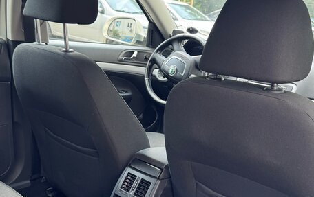 Skoda Octavia, 2011 год, 900 000 рублей, 8 фотография