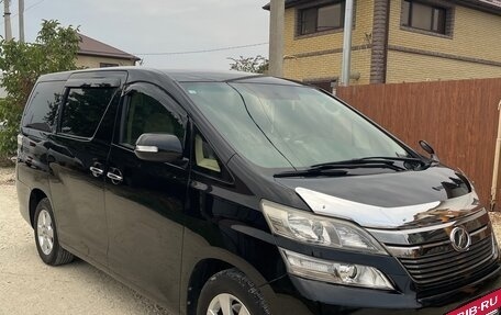 Toyota Vellfire I, 2010 год, 1 580 000 рублей, 28 фотография