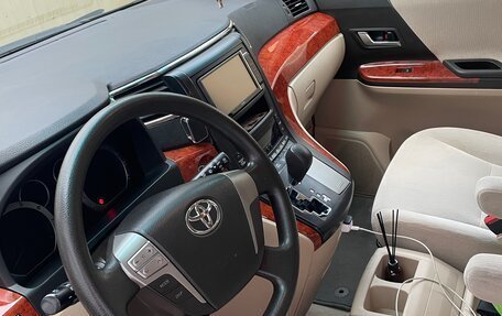 Toyota Vellfire I, 2010 год, 1 580 000 рублей, 34 фотография