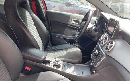 Mercedes-Benz GLA, 2014 год, 1 900 000 рублей, 18 фотография