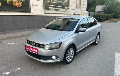 Volkswagen Polo VI (EU Market), 2012 год, 960 000 рублей, 1 фотография