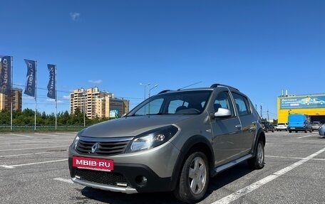 Renault Sandero I, 2013 год, 760 000 рублей, 2 фотография