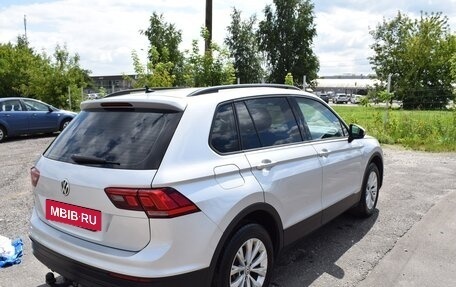 Volkswagen Tiguan II, 2020 год, 2 100 000 рублей, 10 фотография