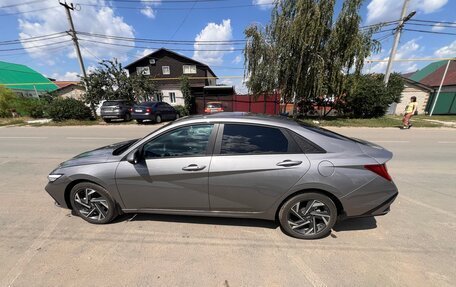 Hyundai Elantra, 2023 год, 3 050 000 рублей, 4 фотография
