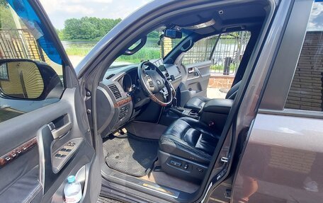 Toyota Land Cruiser 200, 2011 год, 3 400 000 рублей, 9 фотография