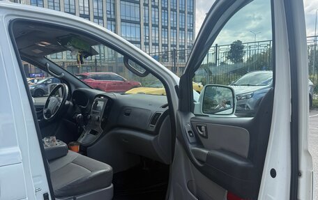 Hyundai Grand Starex Grand Starex I рестайлинг 2, 2011 год, 1 350 000 рублей, 10 фотография