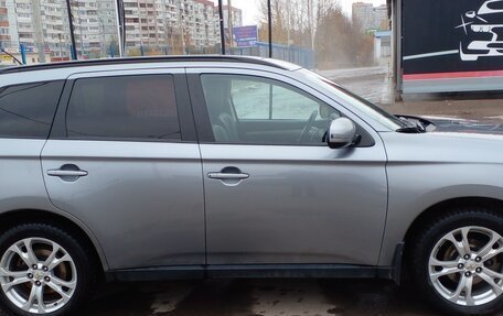 Mitsubishi Outlander III рестайлинг 3, 2012 год, 1 260 000 рублей, 5 фотография