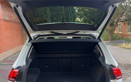 Volkswagen Tiguan II, 2020 год, 2 550 000 рублей, 7 фотография