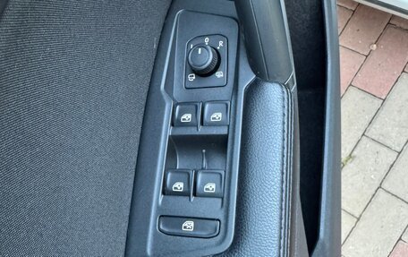 Volkswagen Tiguan II, 2020 год, 2 550 000 рублей, 14 фотография