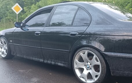 BMW 5 серия, 2001 год, 890 000 рублей, 16 фотография