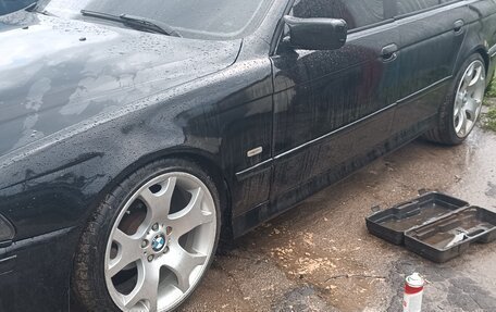 BMW 5 серия, 2001 год, 890 000 рублей, 18 фотография