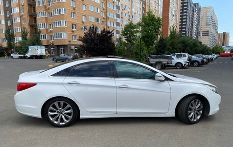 Hyundai Sonata VI, 2011 год, 1 250 000 рублей, 3 фотография